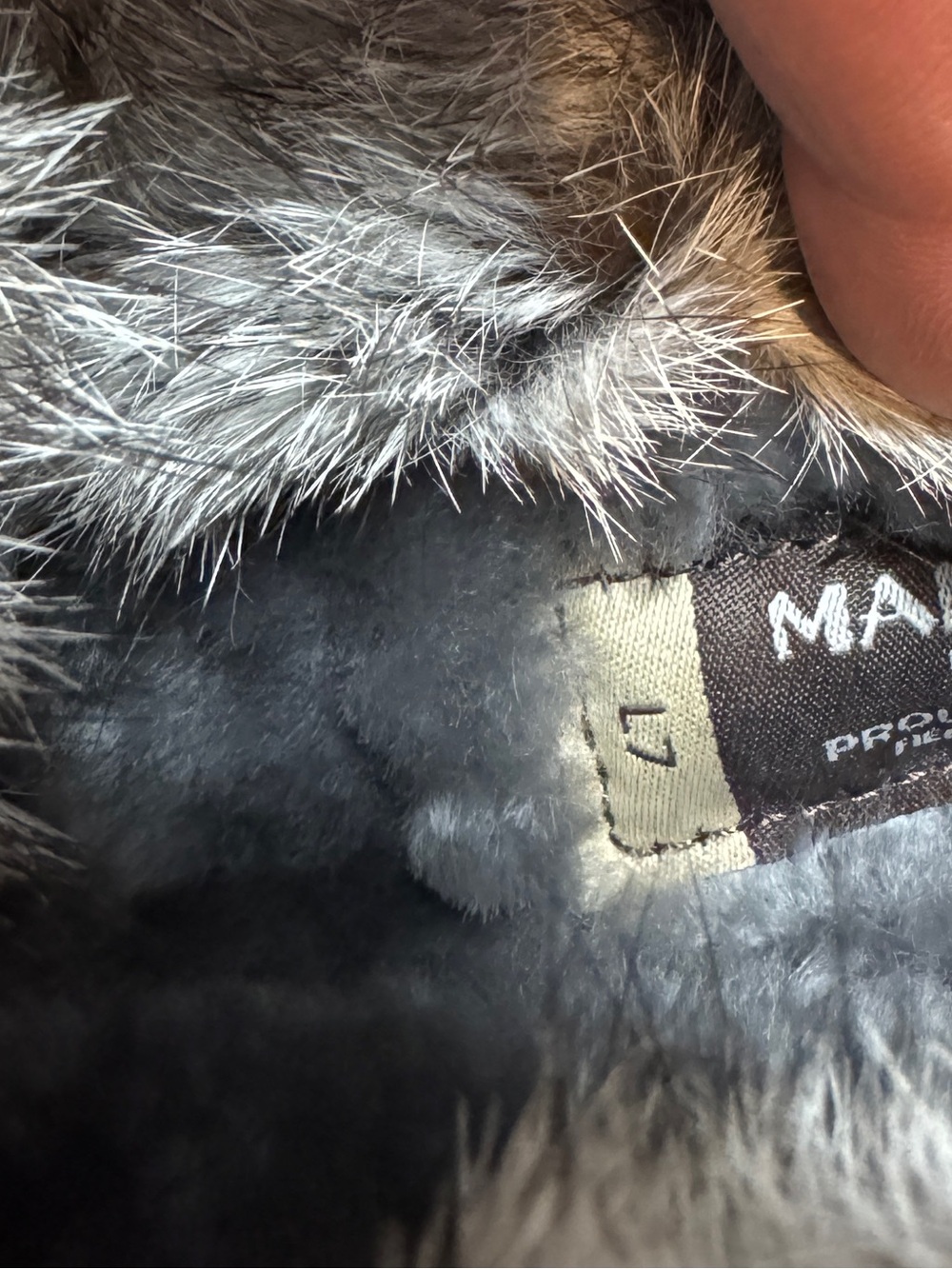 Manitobah Mukluks Traveller Suede Fur Moccasins Charcoal Crepe Sole Size 7 - Picture 9 of 13